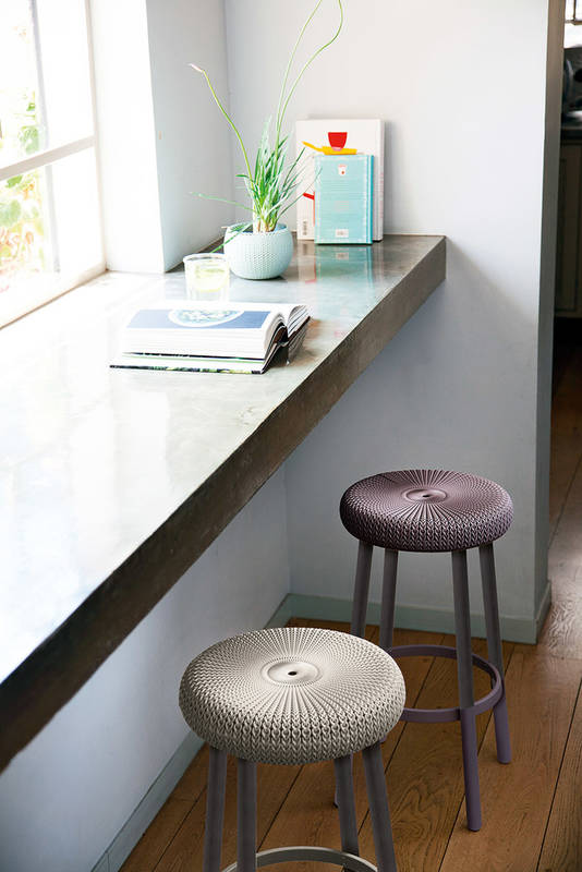 keter bar stool