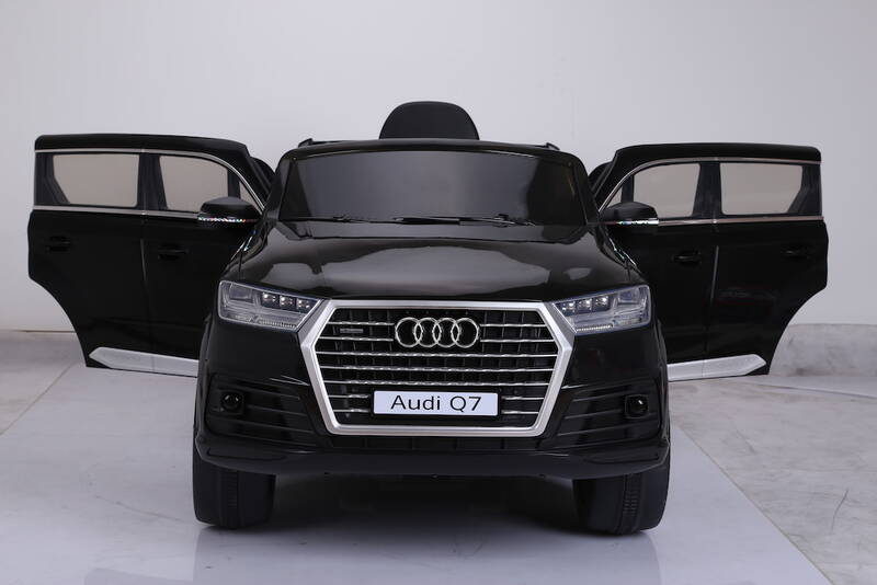 Obrázok Detské elektrické auto Audi Q7 čierne (8594176635088)