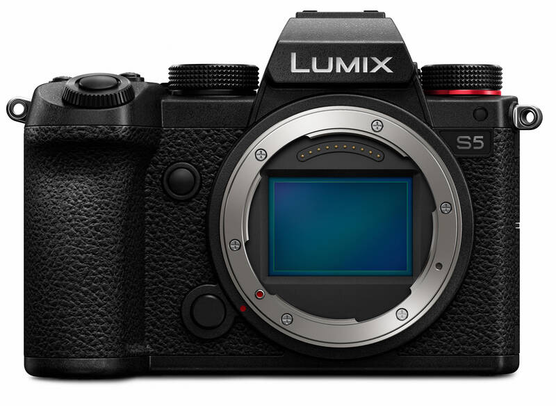 Obrázok Panasonic Lumix DC-S5 telo (DC-S5E-K)